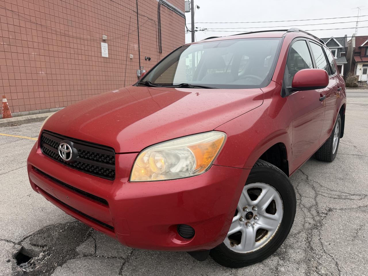 2008 Toyota RAV4 4X4 !! AUTOMATIC !! 175444 KMS !!!!!! ONE OWNER !! Photo
