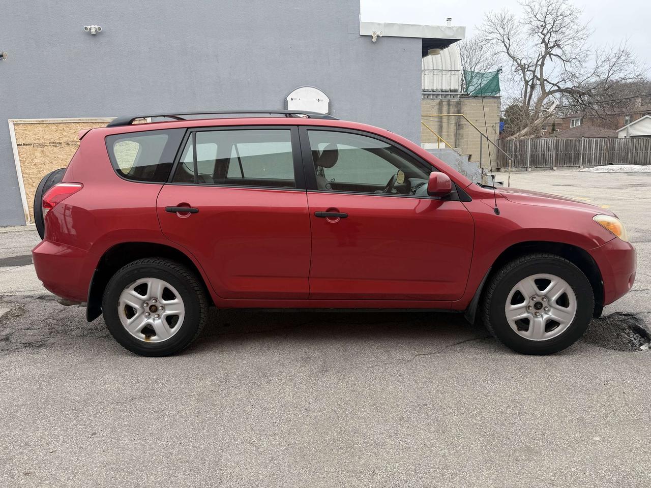 2008 Toyota RAV4 4X4 !! AUTOMATIC !! 175444 KMS !!!!!! ONE OWNER !! Photo