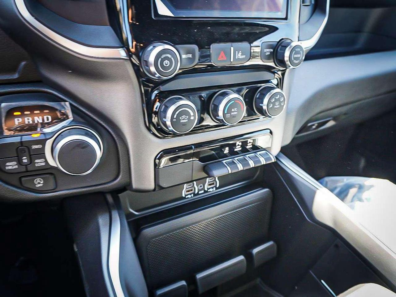 2026 RAM 1500  Photo