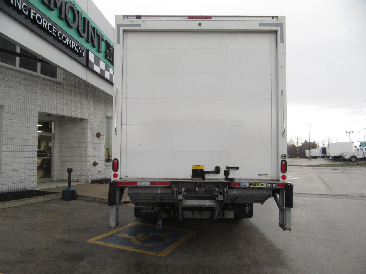 2023 International CV 515 DURAMAX DIESEL 20FT ALUMINUM BOX POWER LIFTGATE Photo