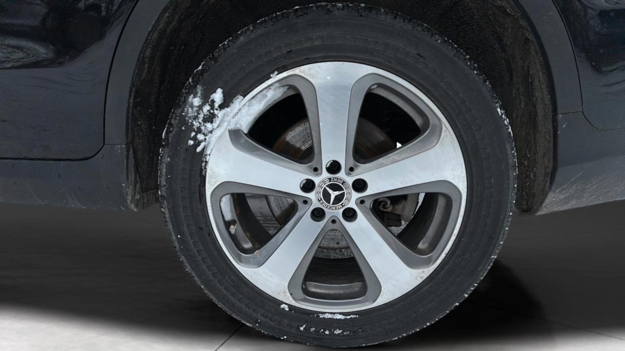 2022 Mercedes-Benz GLC 4MATIC® Photo