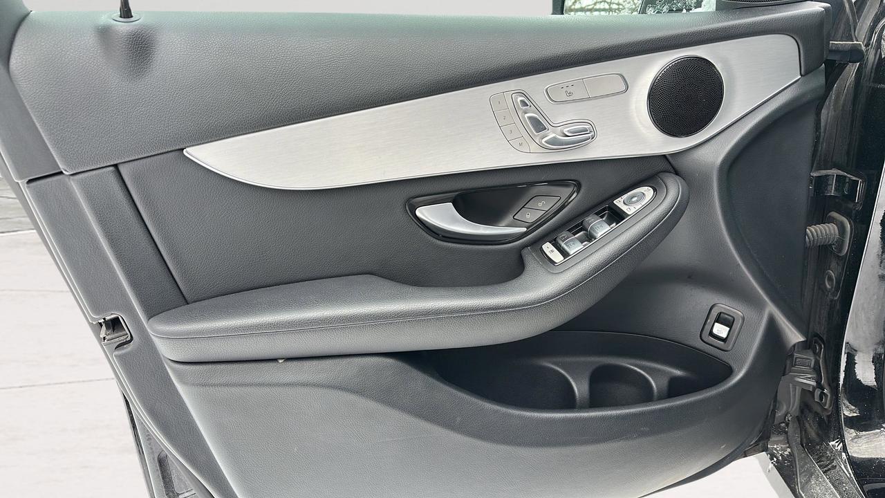 2022 Mercedes-Benz GLC 4MATIC® Photo