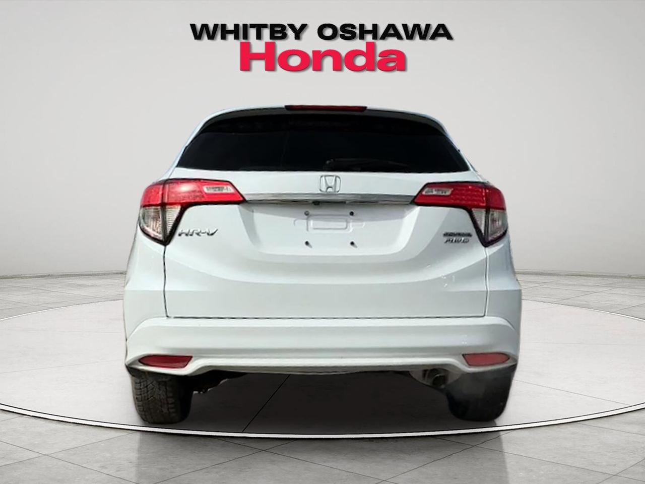2020 Honda HR-V Touring Photo3