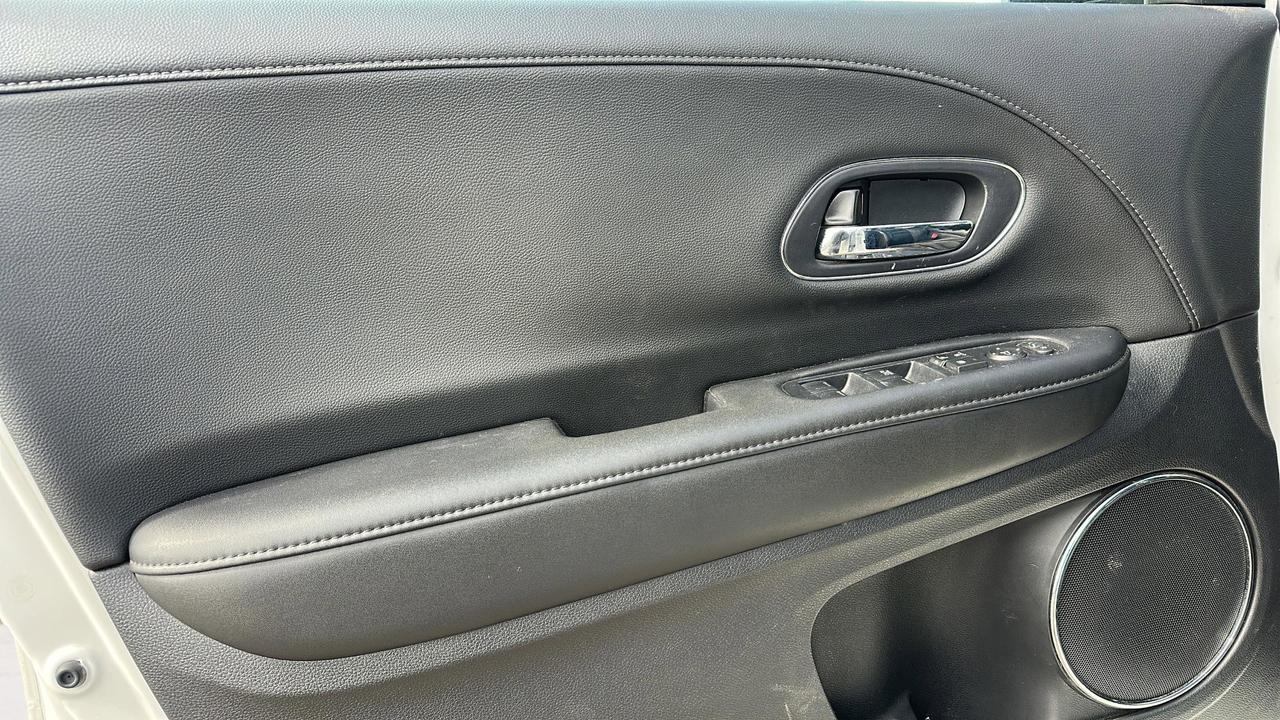 2020 Honda HR-V Touring Photo