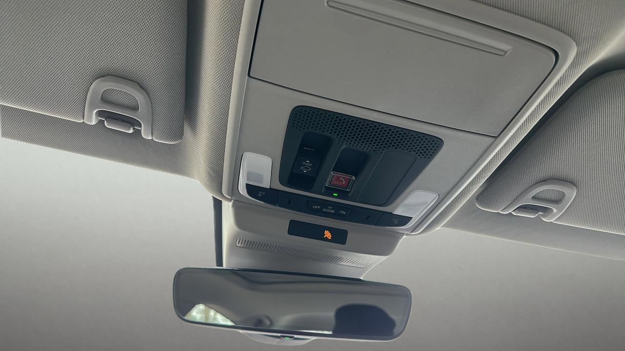 2025 Honda Accord Hybrid TOURING Photo