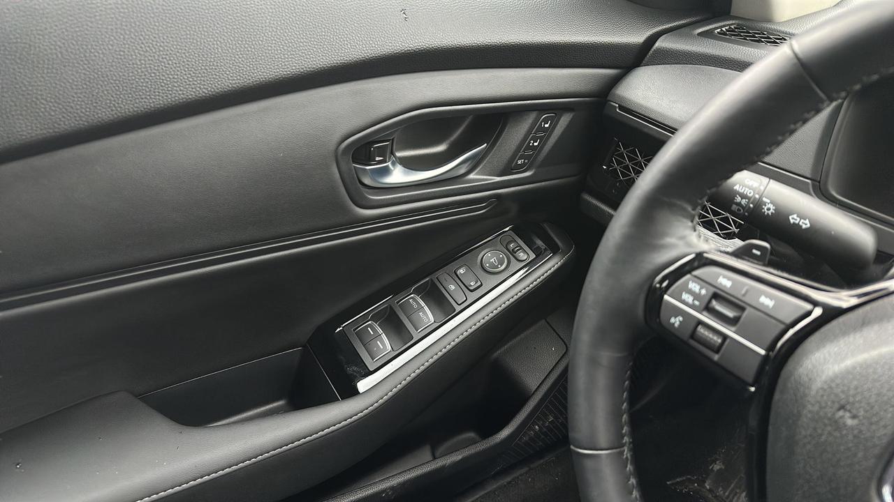 2025 Honda Accord Hybrid TOURING Photo
