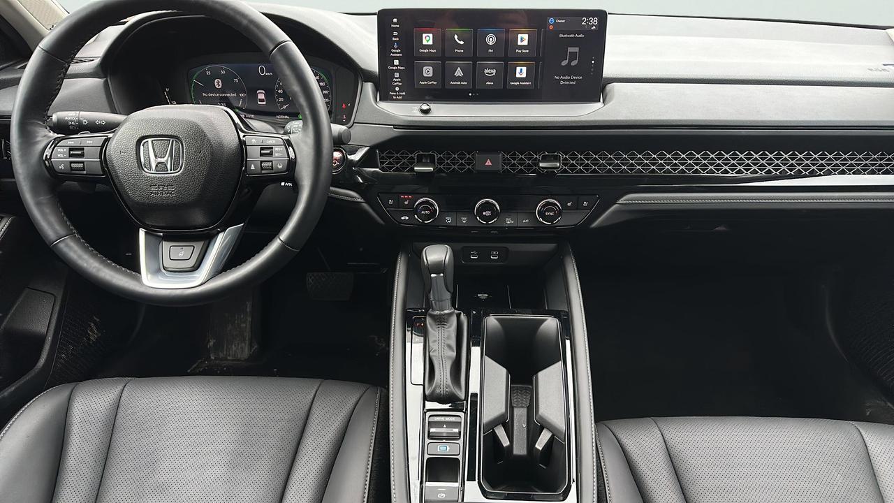2025 Honda Accord Hybrid TOURING Photo