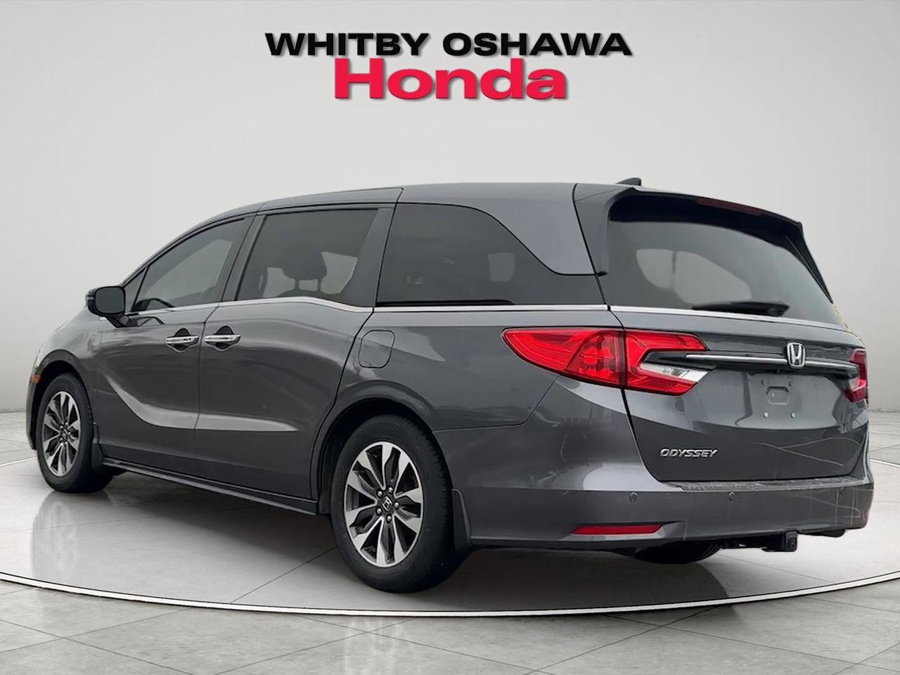 2022 Honda Odyssey EX-L Photo2