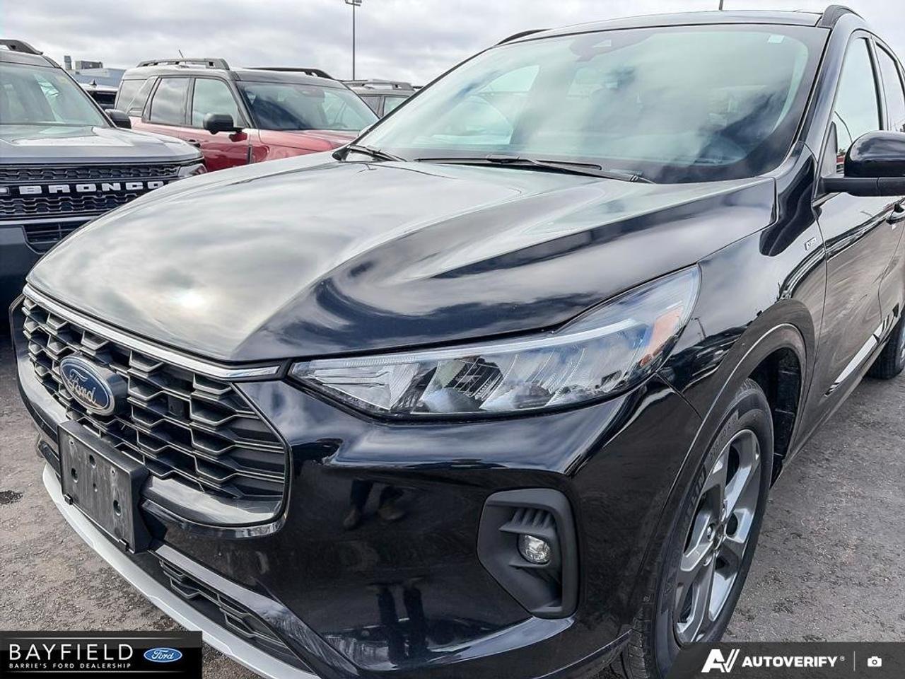 2023 Ford Escape ST-Line Select Photo