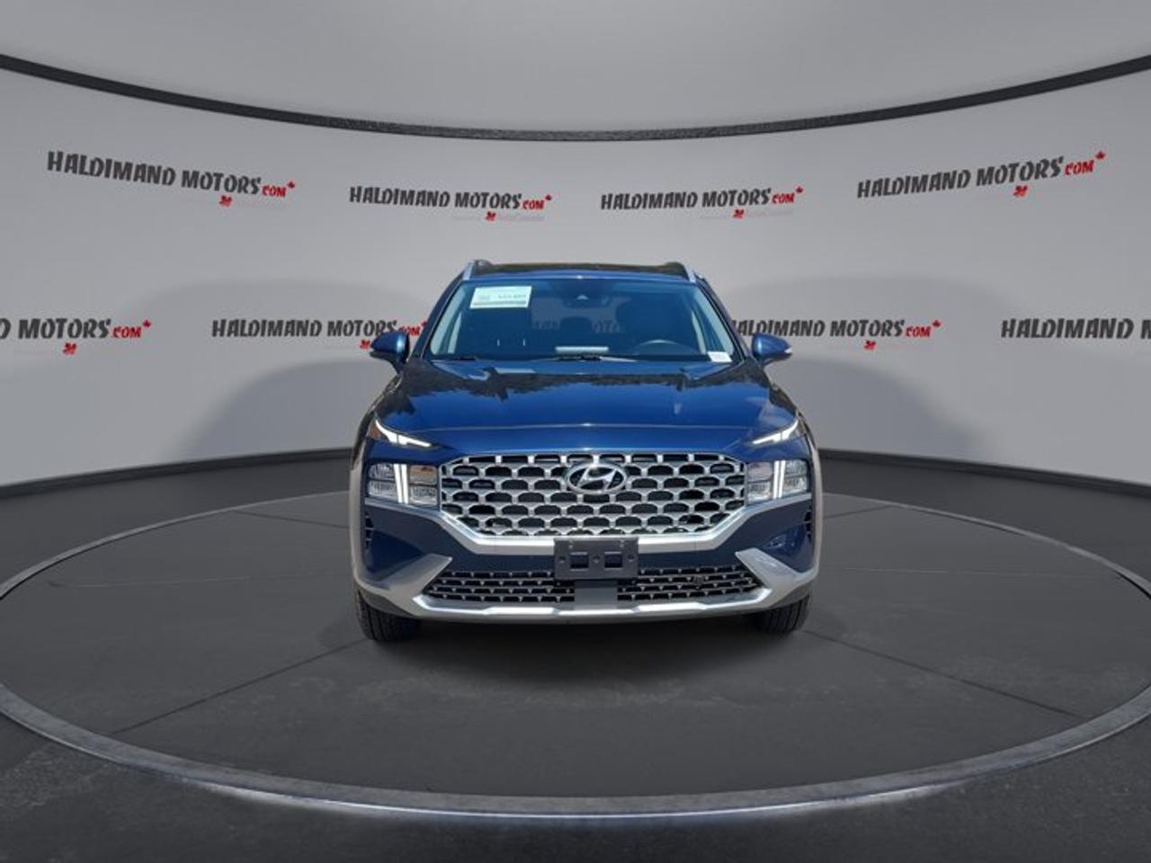 2022 Hyundai Santa Fe Preferred AWD | Heated Steering | No accidents Photo