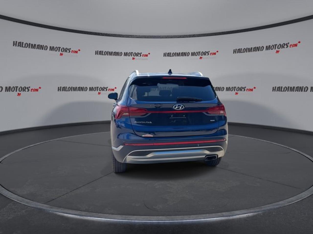 2022 Hyundai Santa Fe Preferred AWD | Heated Steering | No accidents Photo