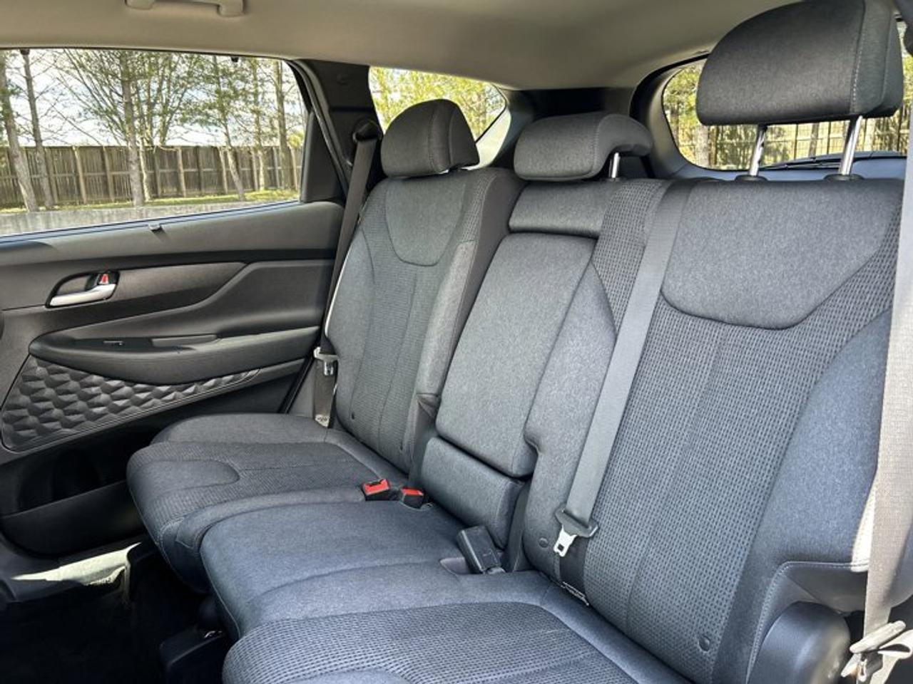 2022 Hyundai Santa Fe Preferred AWD | Heated Steering | No accidents Photo