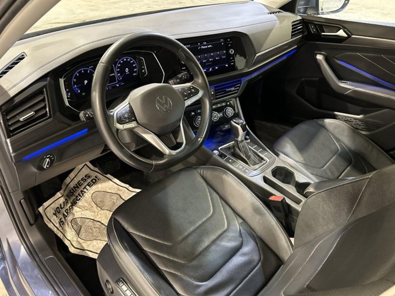 2023 Volkswagen Jetta Highline | Ventilated Seats | Leather Seats | One owner Photo