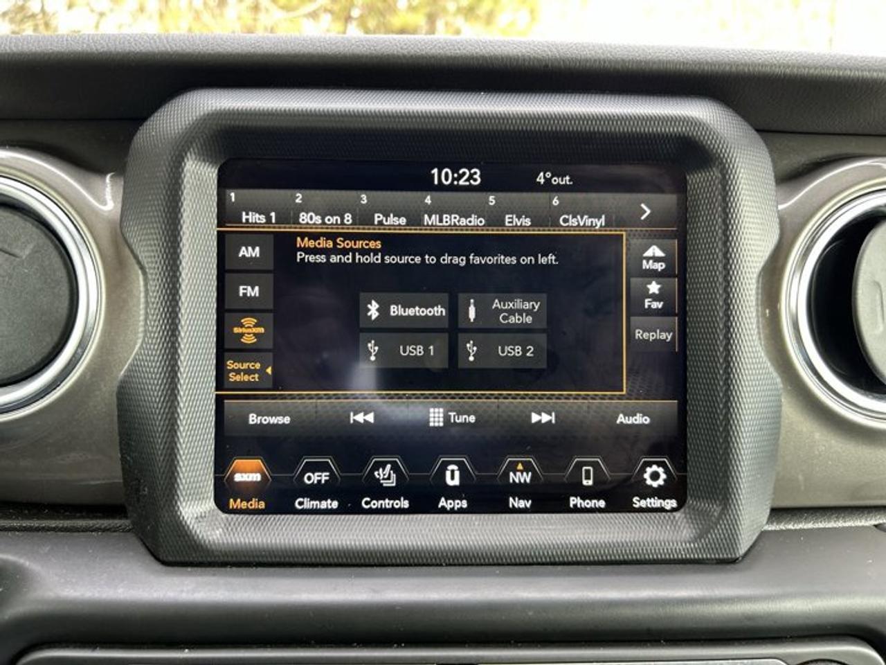2023 Jeep Wrangler Sahara 4x4 | One owner | No accidents Photo