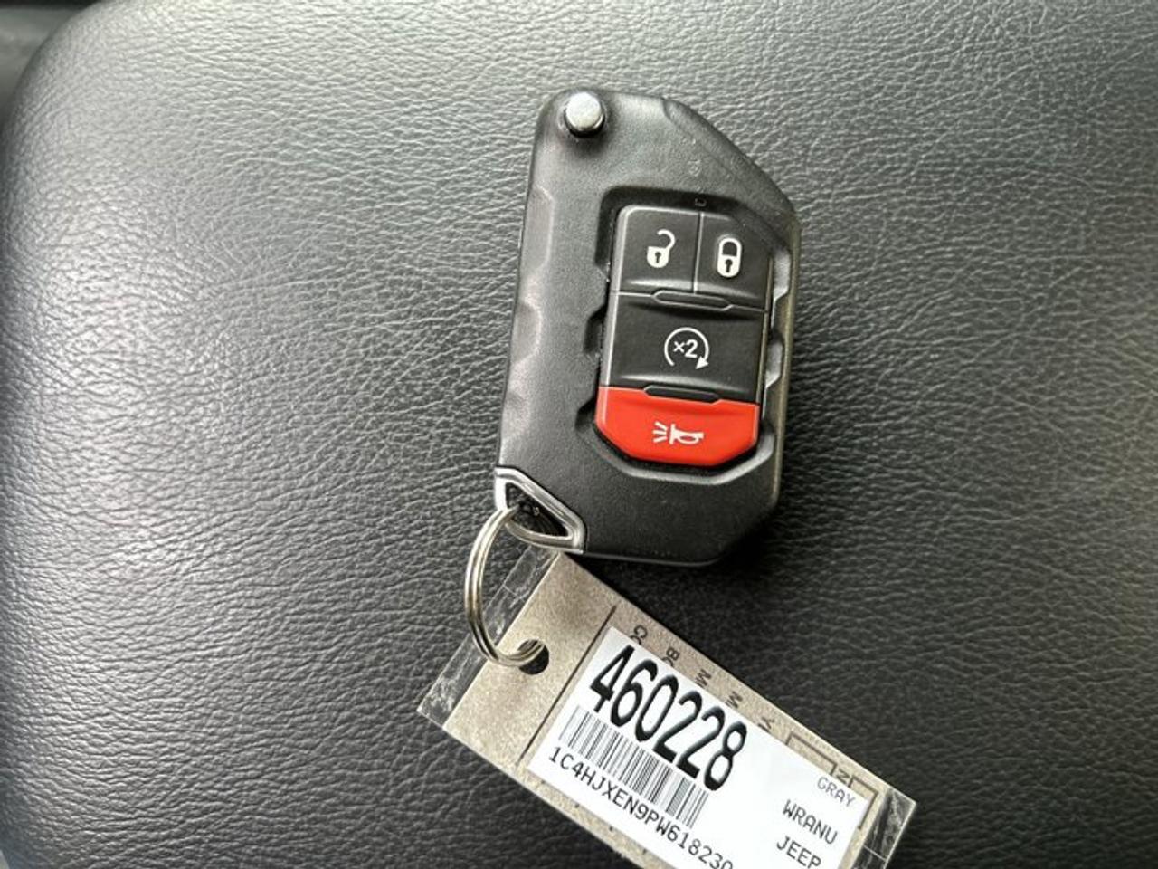 2023 Jeep Wrangler Sahara 4x4 | One owner | No accidents Photo