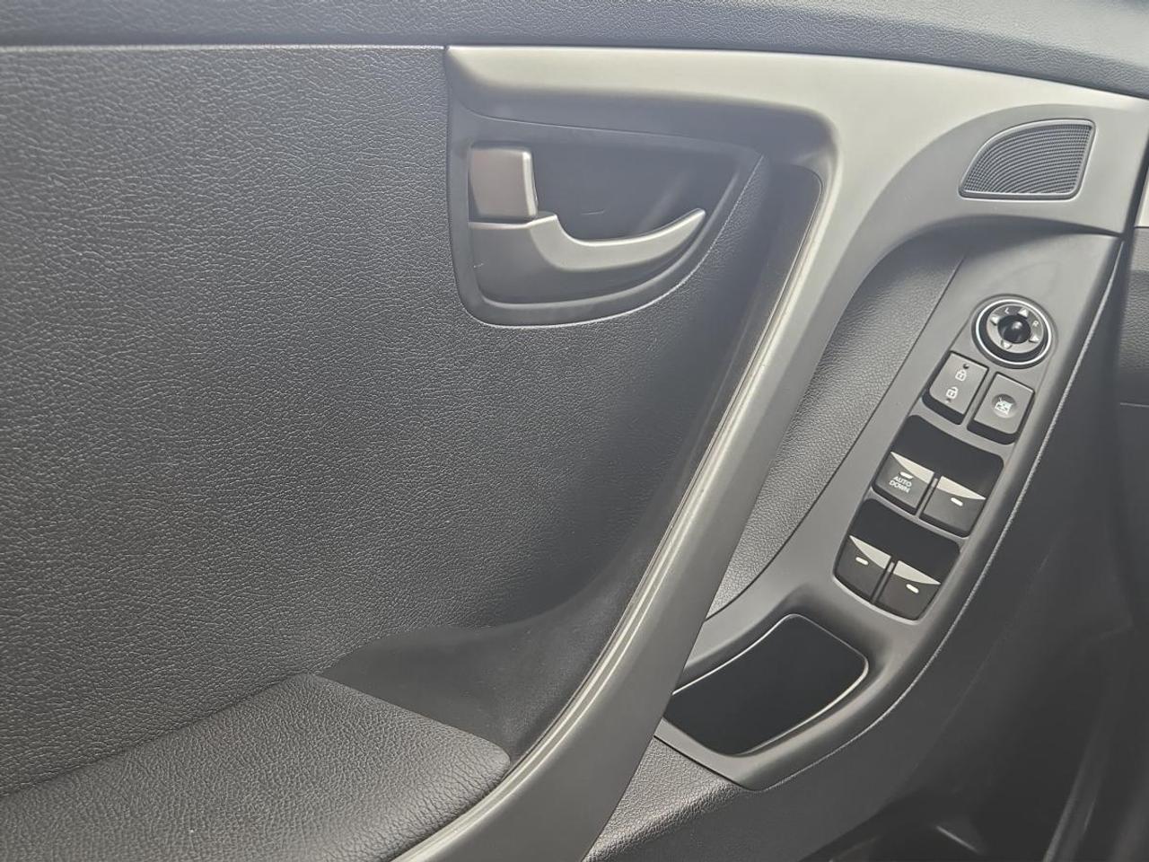 2016 Hyundai Elantra UNKNOWN Photo