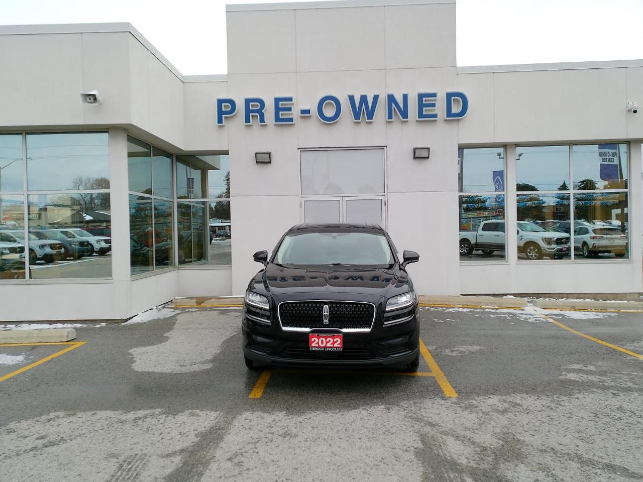 2022 Lincoln Nautilus Reserve AWD Photo2