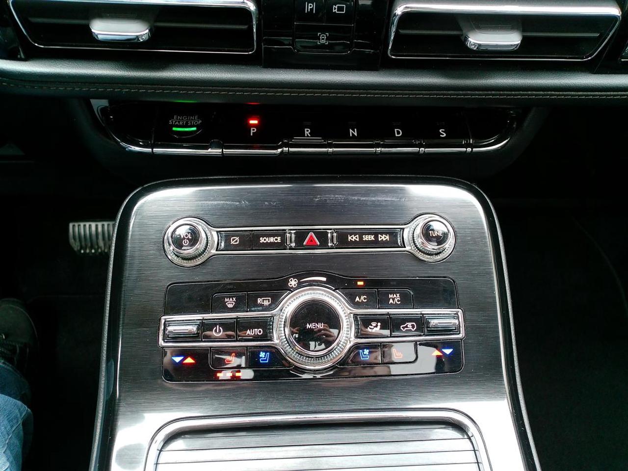 2022 Lincoln Nautilus Reserve AWD Photo