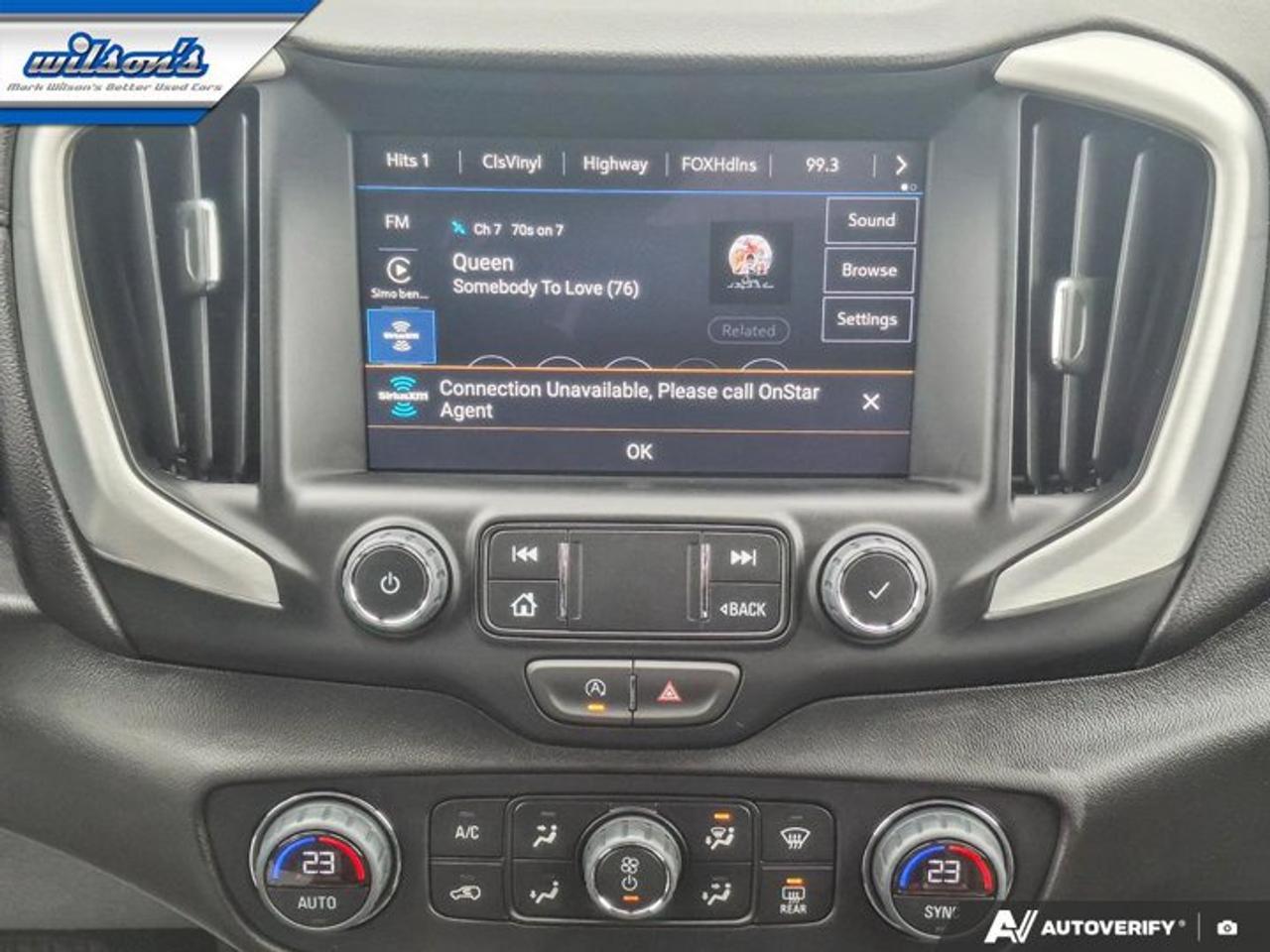 2024 GMC Terrain SLT AWD | Leather | Heated Wheel + Seats | Remote Start | CarPlay + Android | and More ! Photo