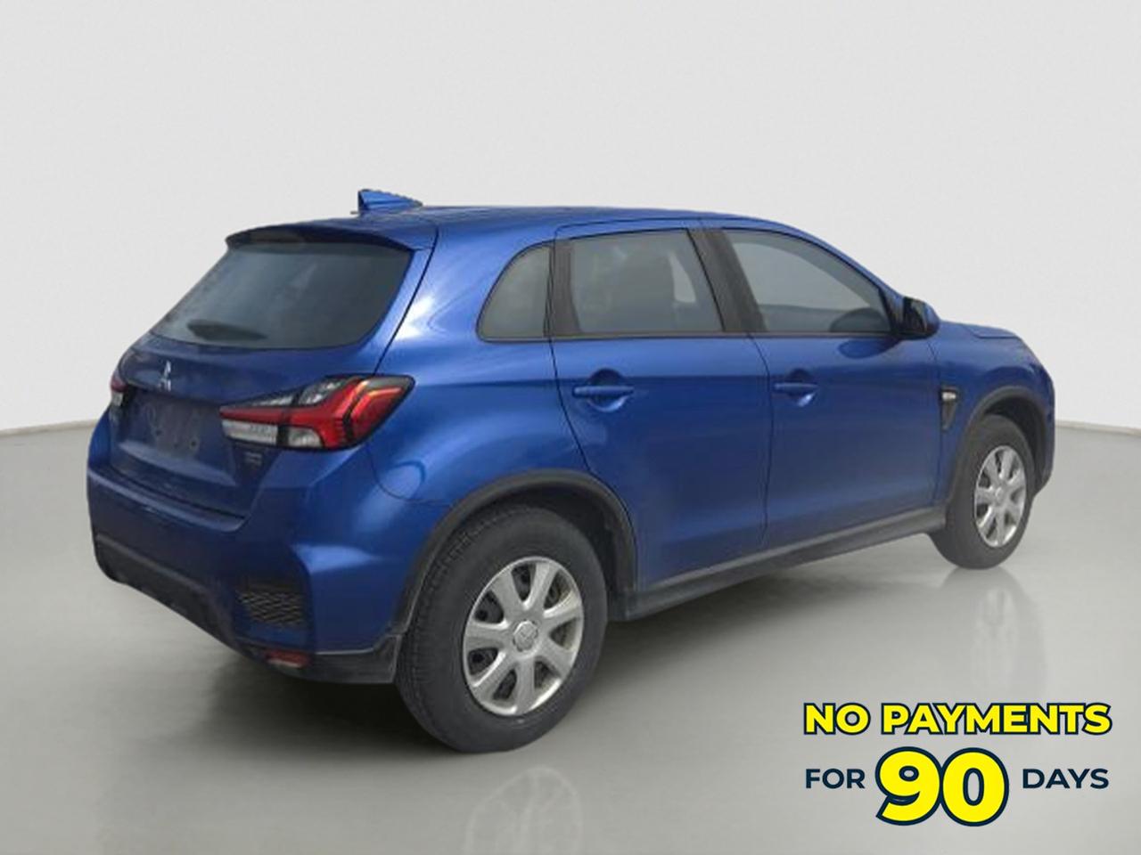 2022 Mitsubishi RVR 2.4L SE AWC - CVT Photo