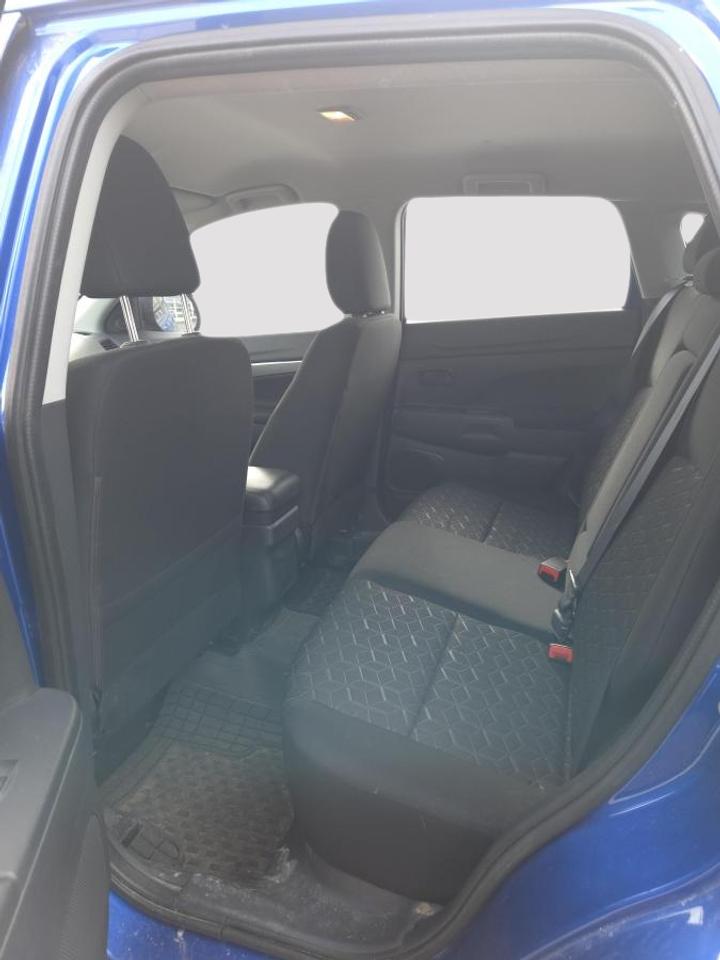 2022 Mitsubishi RVR 2.4L SE AWC - CVT Photo