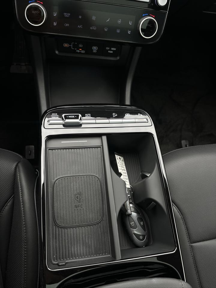 2026 Hyundai Tucson ULTIMATE HEV Photo