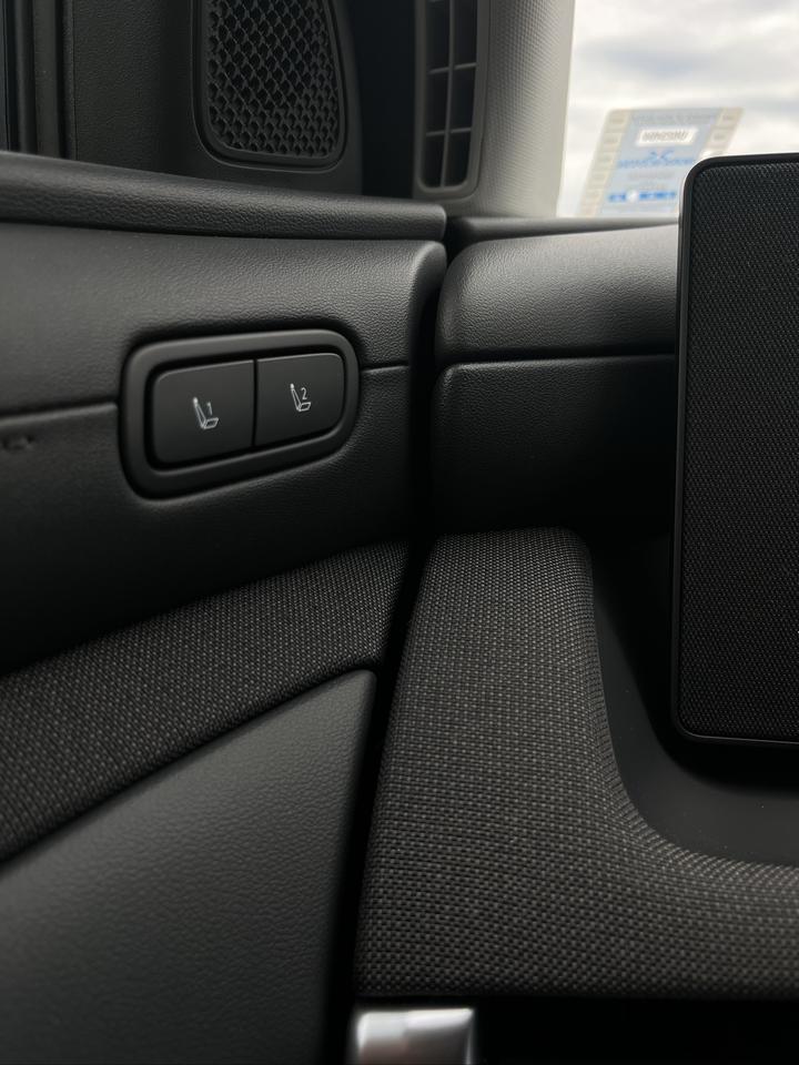 2026 Hyundai Tucson ULTIMATE HEV Photo