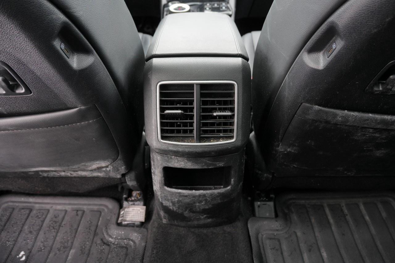 2024 Kia Sportage Plug-In Hybrid EX Premium AWD Photo