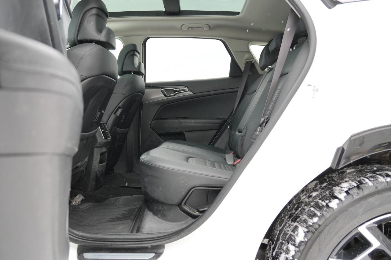 2024 Kia Sportage Plug-In Hybrid EX Premium AWD Photo