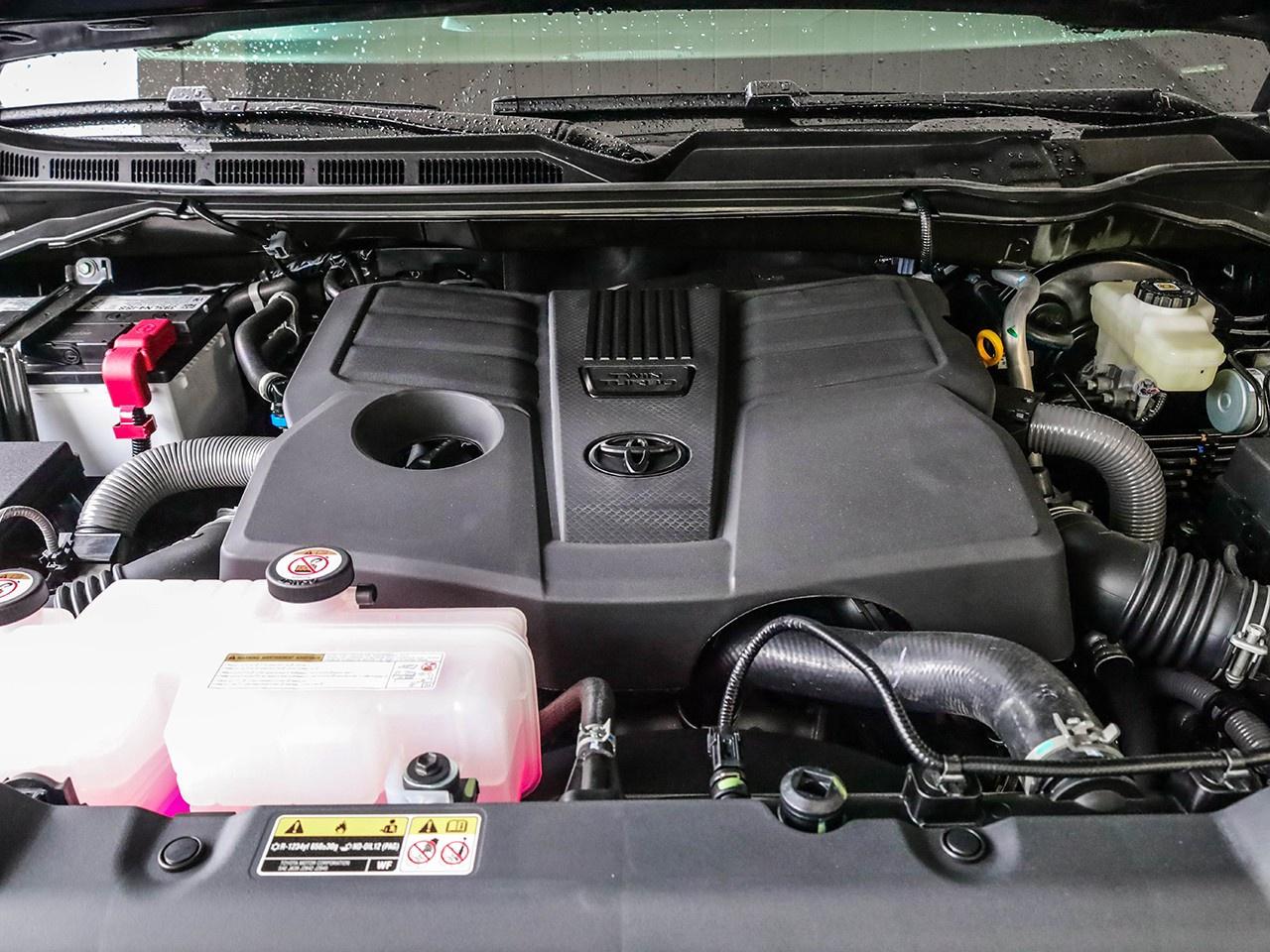 2026 Toyota Tundra Limited  Photo4