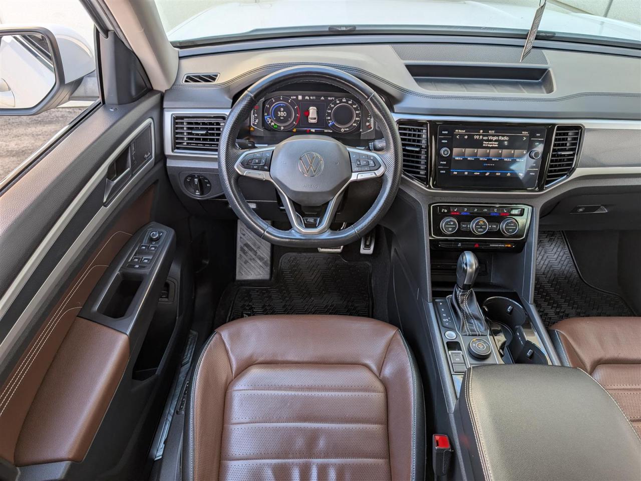 2023 Volkswagen Atlas 4MOTION - EXECLINE - PANO ROOF - NAV - TECH FEAT Photo