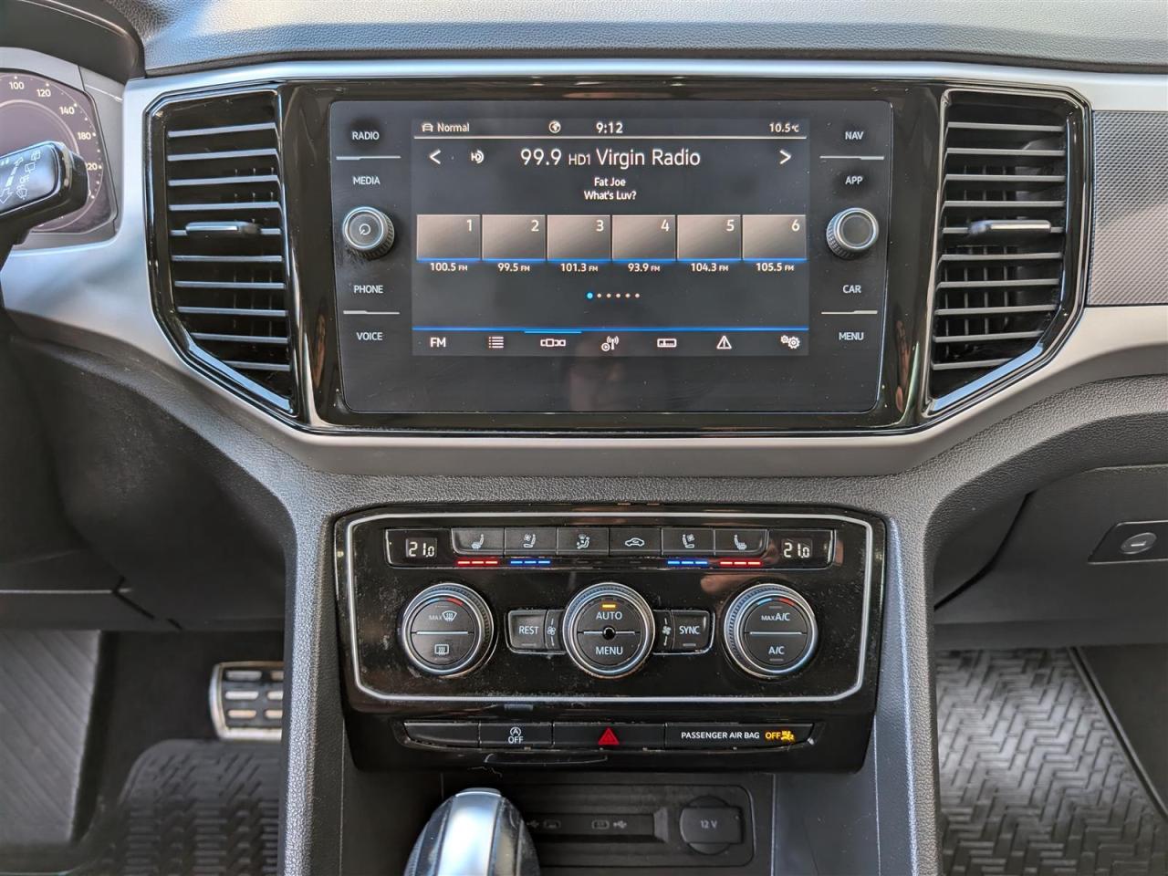 2023 Volkswagen Atlas 4MOTION - EXECLINE - PANO ROOF - NAV - TECH FEAT Photo