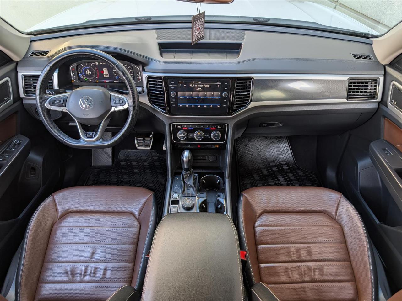 2023 Volkswagen Atlas 4MOTION - EXECLINE - PANO ROOF - NAV - TECH FEAT Photo