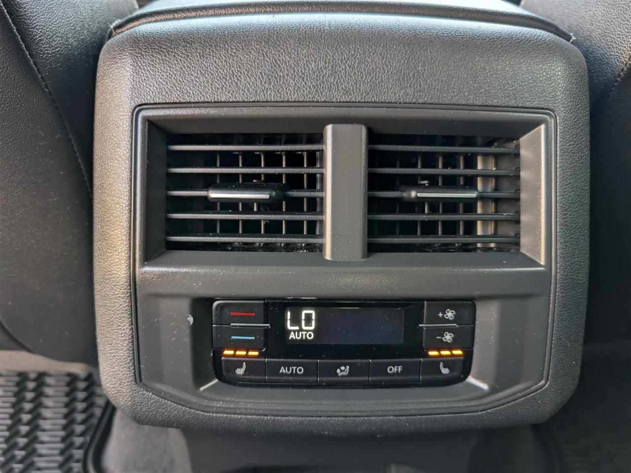 2023 Volkswagen Atlas 4MOTION - EXECLINE - PANO ROOF - NAV - TECH FEAT Photo