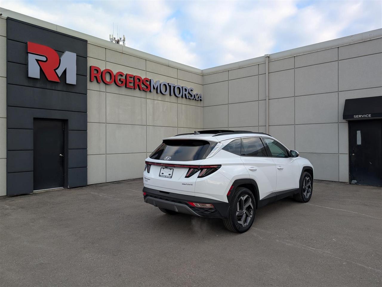 2023 Hyundai Tucson Hybrid ULTIMATE AWD - PANO ROOF - NAVI - TECH FEATS Photo