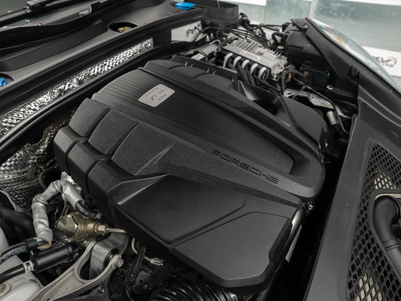 2024 Porsche Macan GTS | Certified | Prem Pkg Plus | Red Interior Photo4