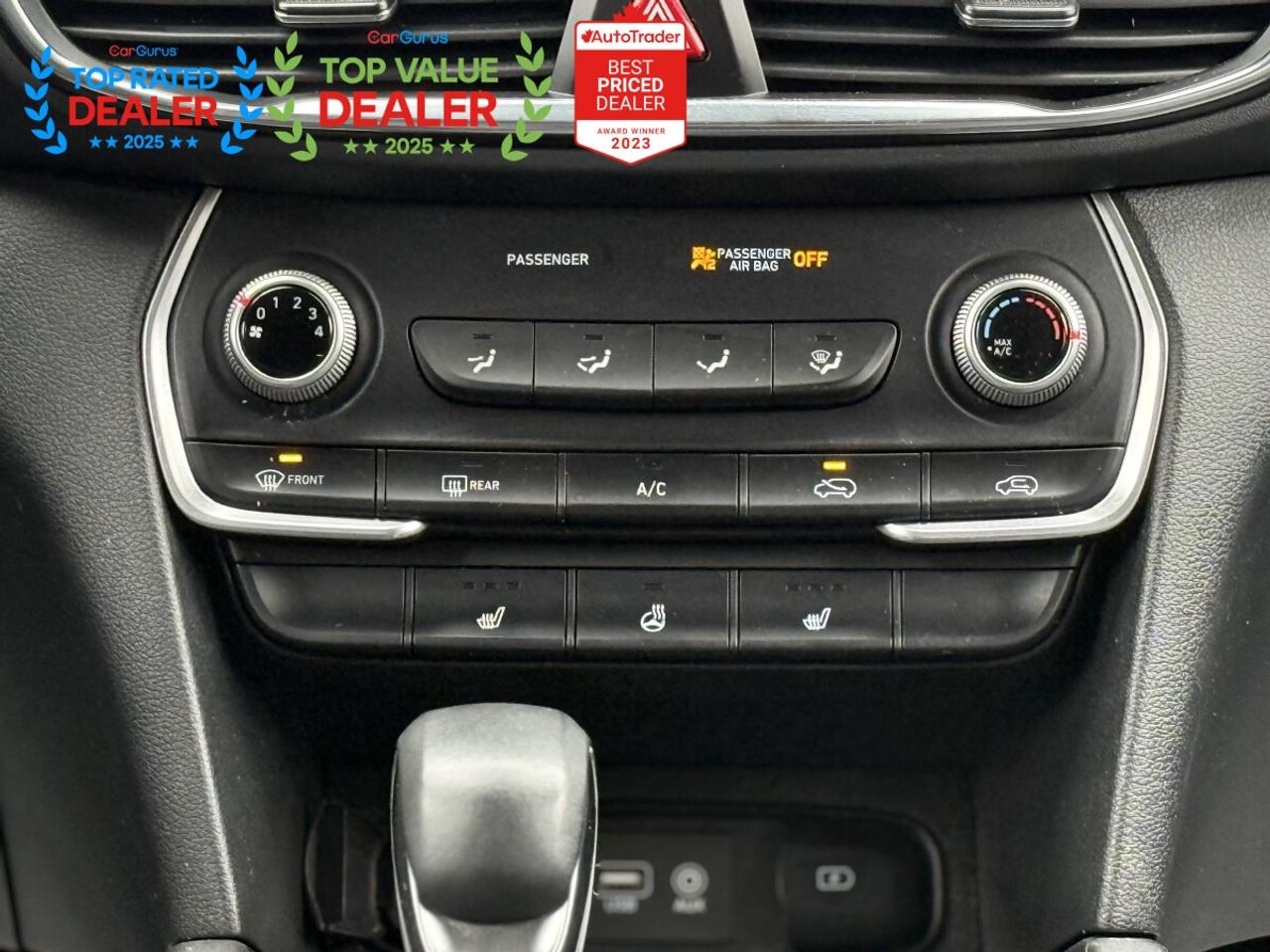 2020 Hyundai Santa Fe SE | BACK UP CAMERA  | CARPLAY | LOADED Photo