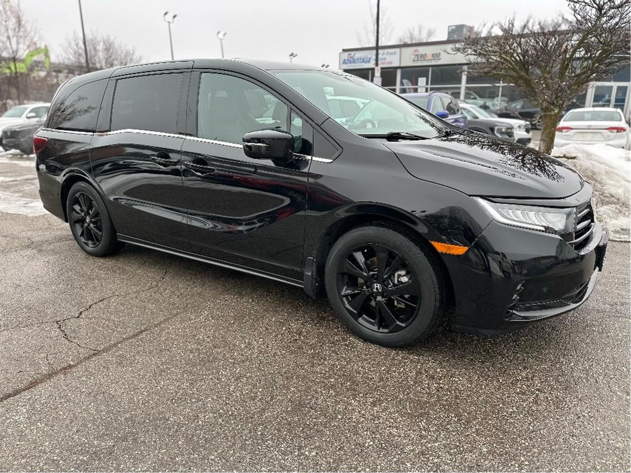 2023 Honda Odyssey Black Edition Photo