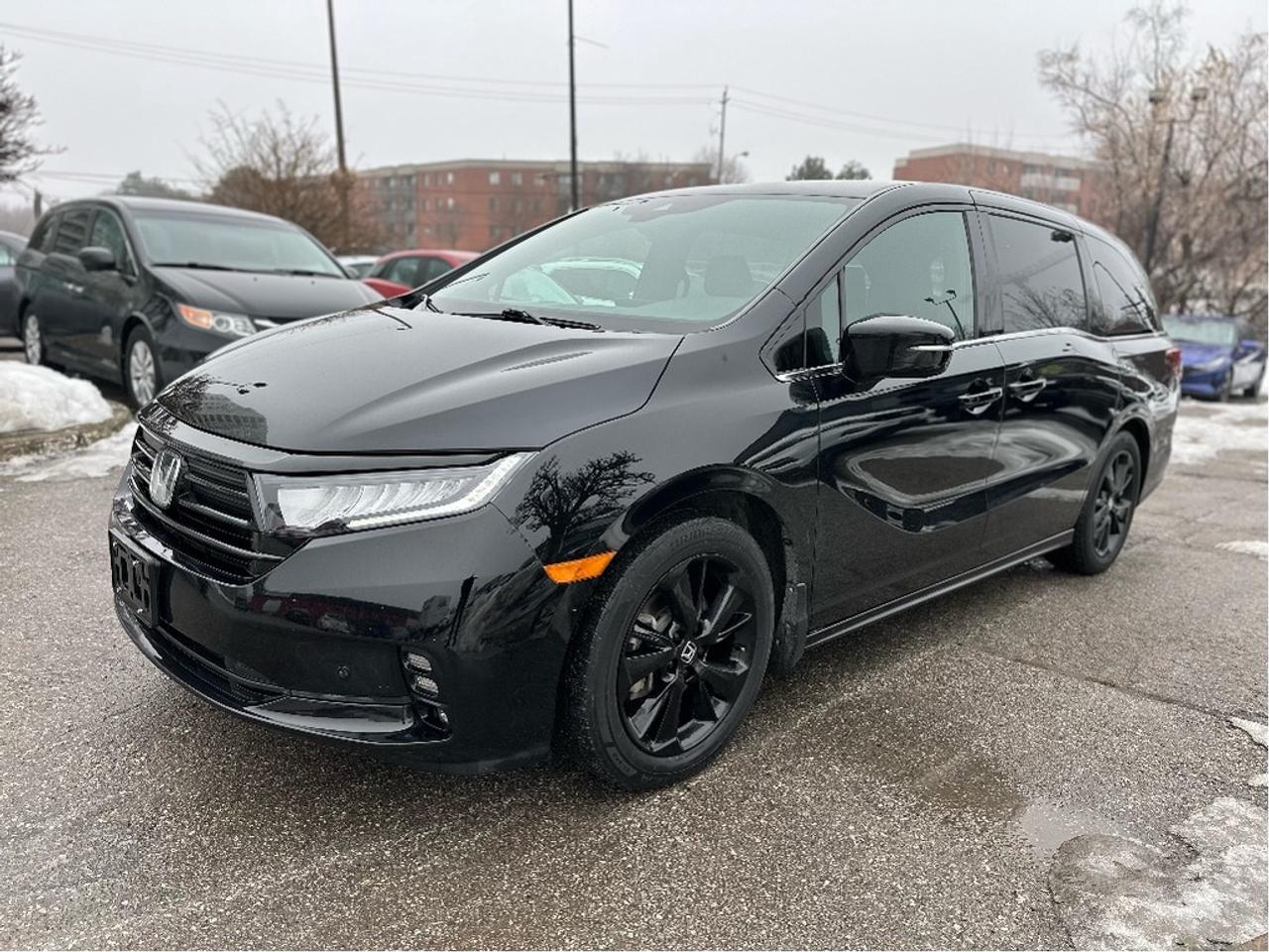 2023 Honda Odyssey Black Edition Photo2