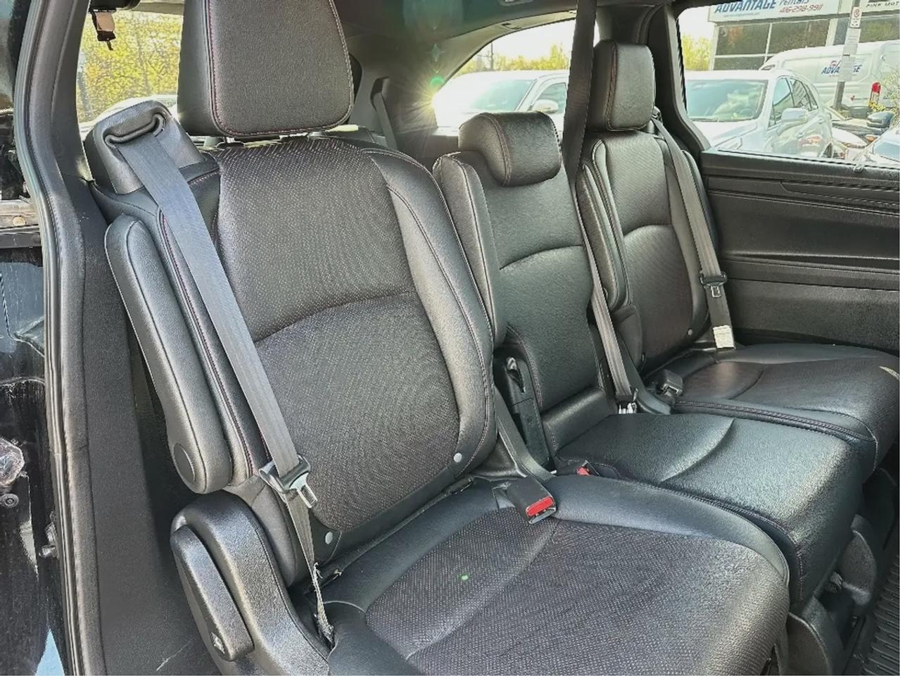 2023 Honda Odyssey Black Edition Photo