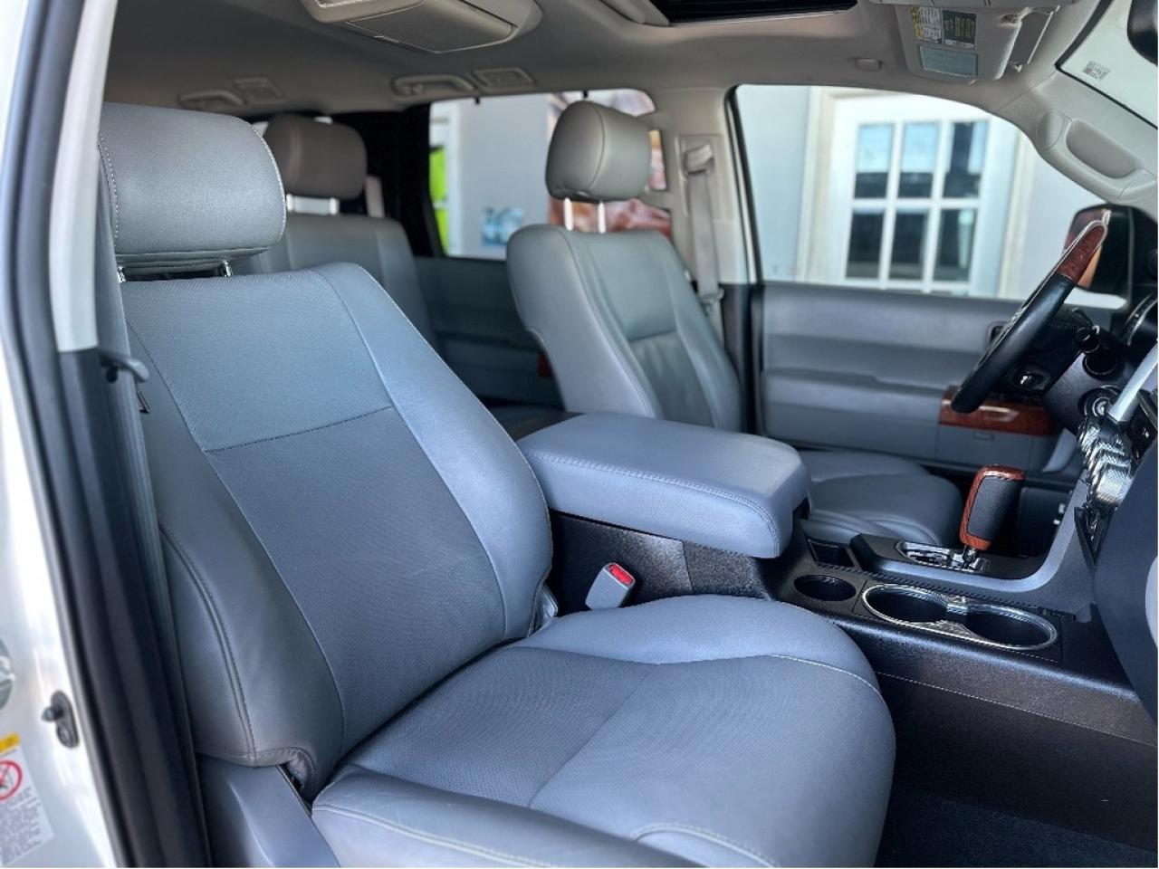 2019 Toyota Sequoia Plantium Photo
