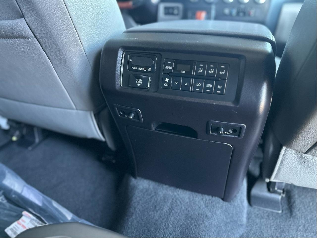 2019 Toyota Sequoia Plantium Photo