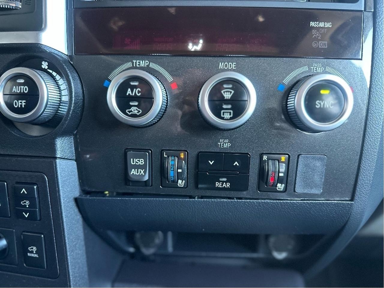 2019 Toyota Sequoia Plantium Photo