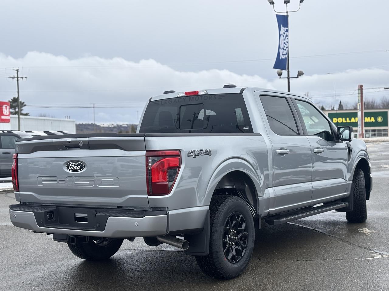 2026 Ford F-150 XLT Photo3