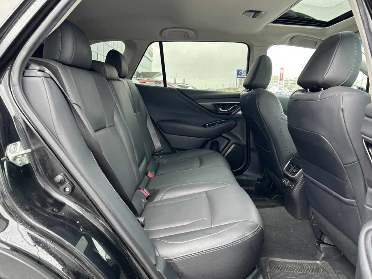 2020 Subaru Outback Limited  - Leather Seats -  Sunroof Photo