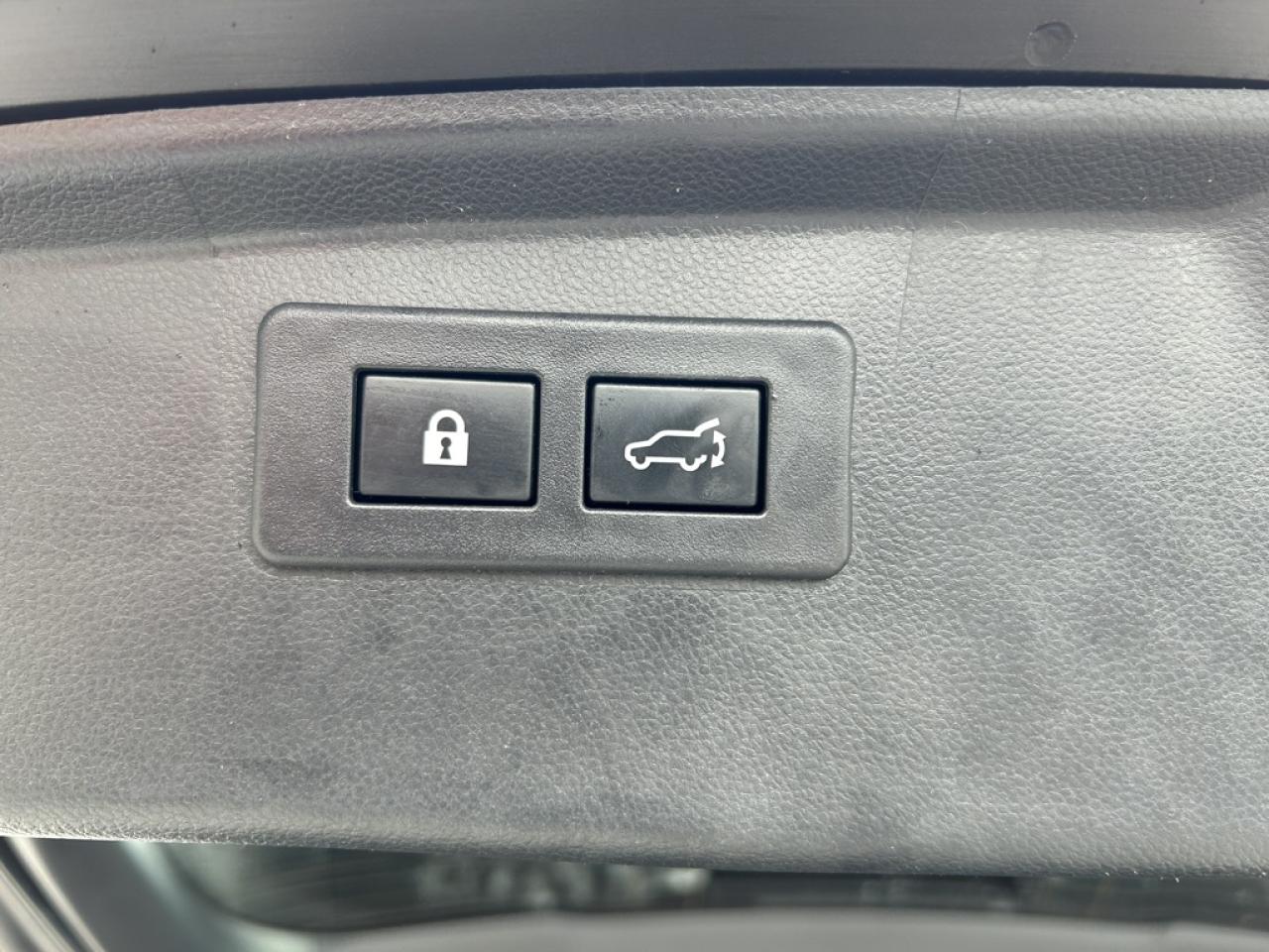 2020 Subaru Outback Limited  - Leather Seats -  Sunroof Photo