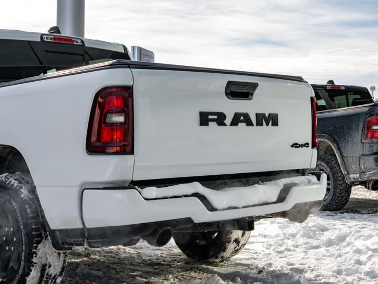 2026 RAM 1500 Express Photo