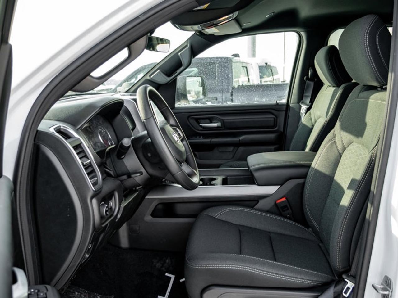 2026 RAM 1500 Express Photo