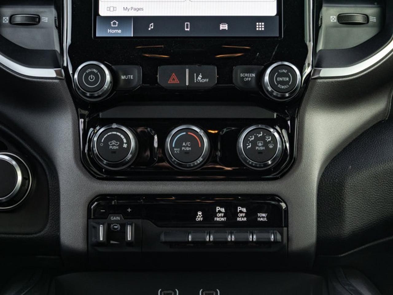 2026 RAM 1500 Express Photo