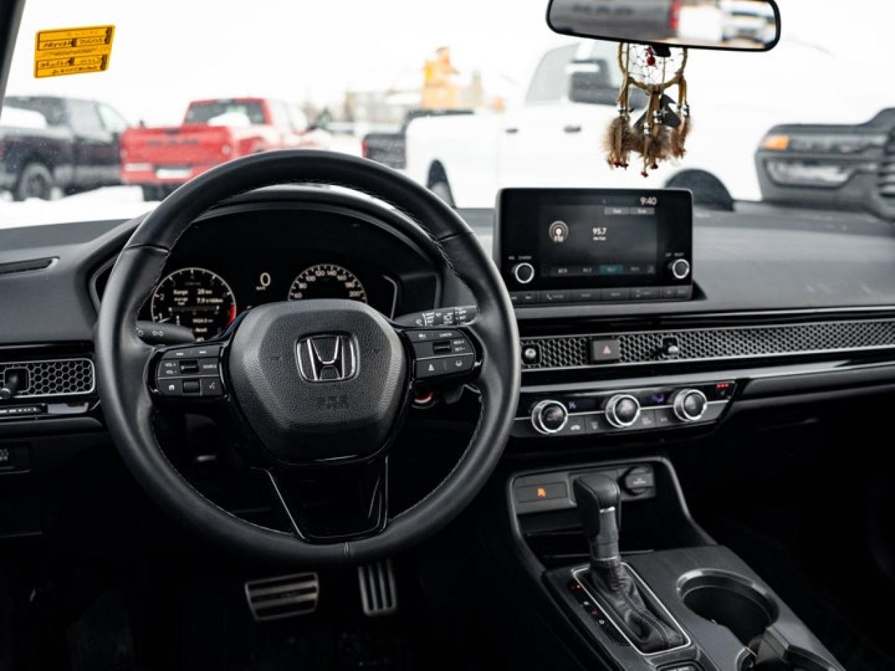 2025 Honda Civic Hatchback Sport Photo